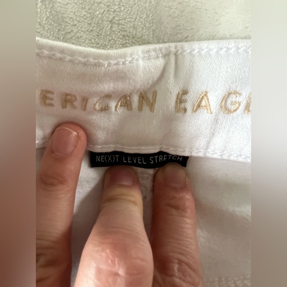 White American eagle mini skirt. - Picture 4 of 6